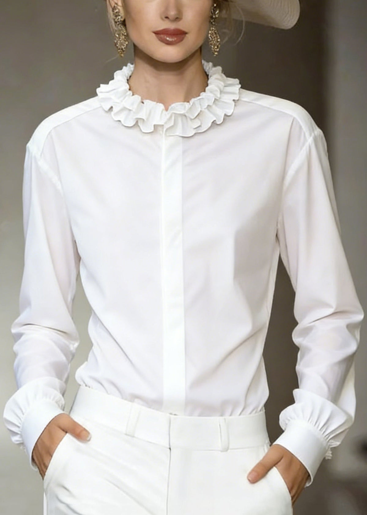 Beautifully Finished Shirt in a Timeless Design