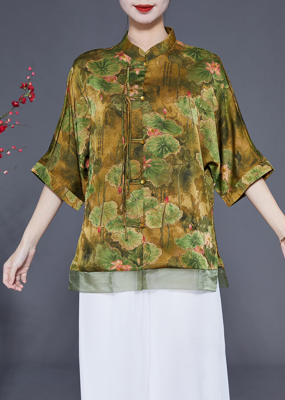 Classic Vintage Top with a Flattering Fit