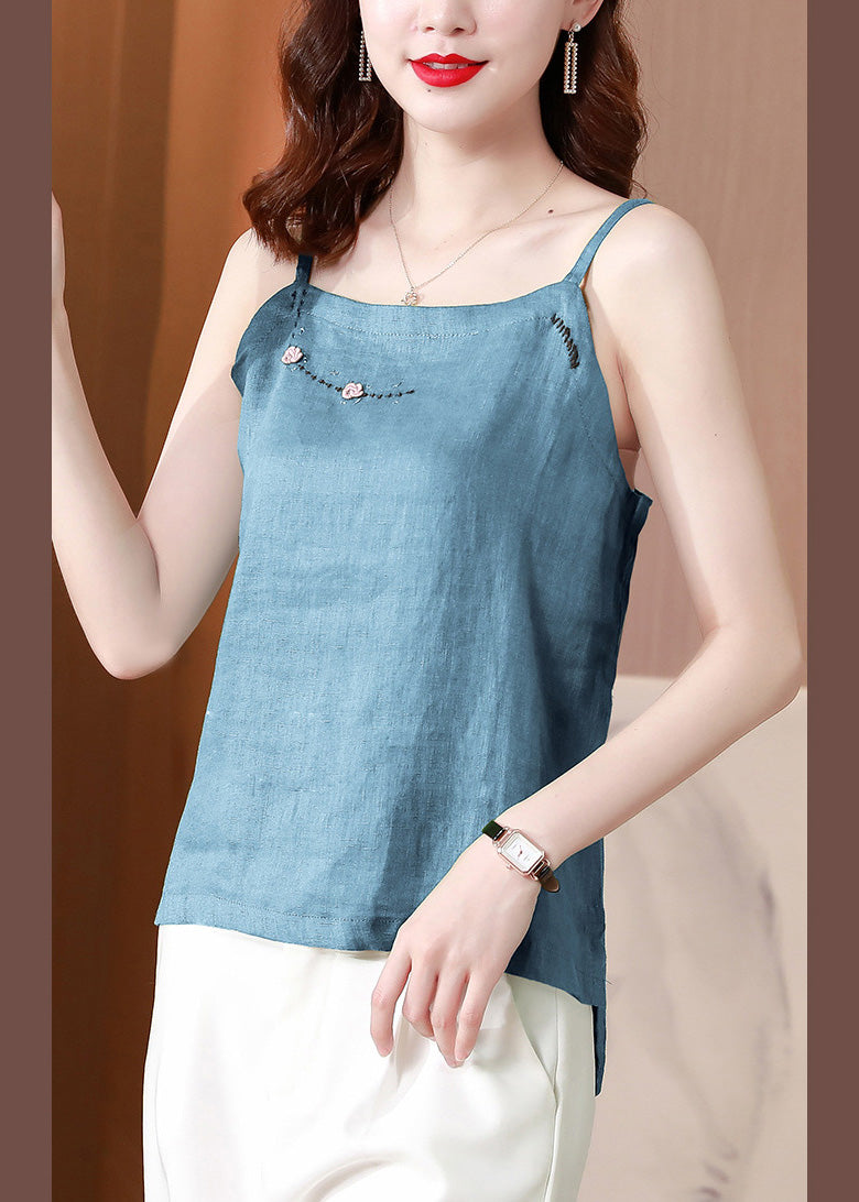 A Vintage Style Top with Delicate Timeless Details