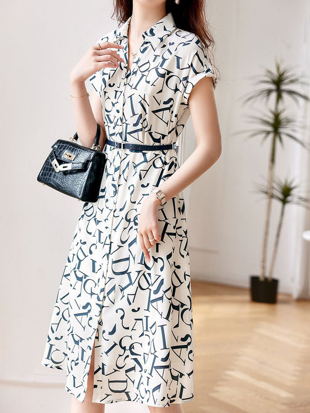 Gracefully Styled Dress for Any Occasion