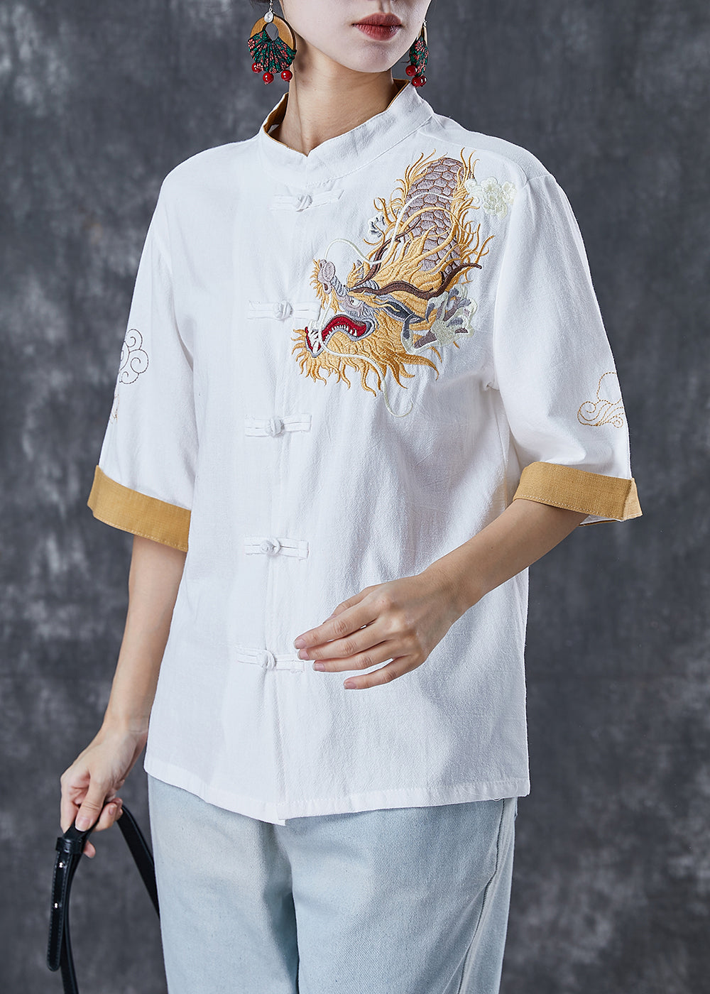 Beautifully Crafted Blouse in a Classic Style