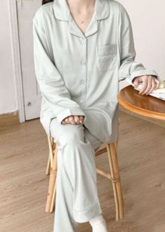 Vintage Style Garment with a Modern Fit