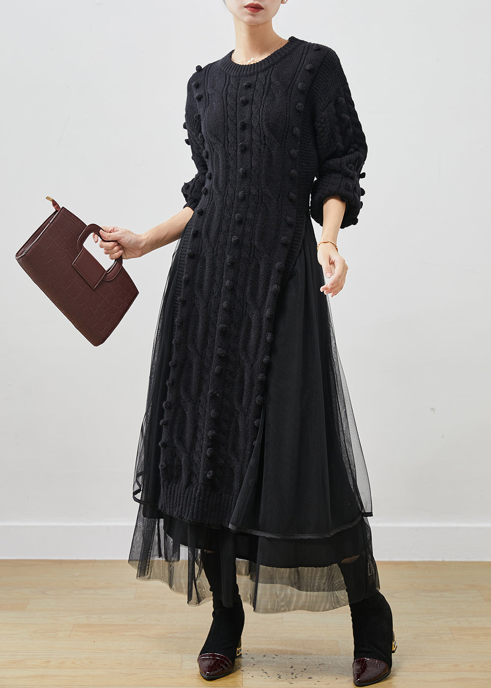 Effortlessly Elegant Sweater with a Timeless Design