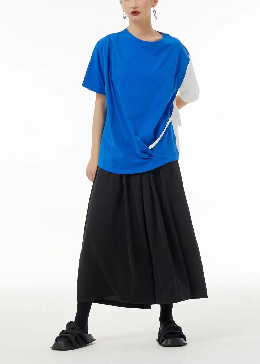 Classic Vintage Top with a Flattering Fit