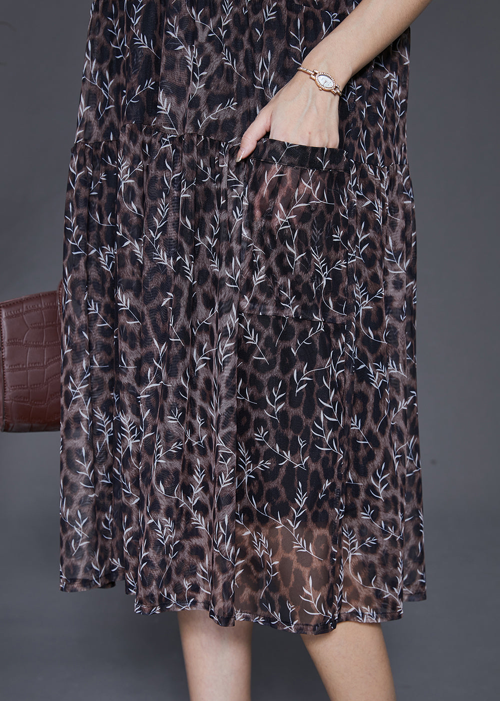 Beautifully Crafted Dress in a Classic Style