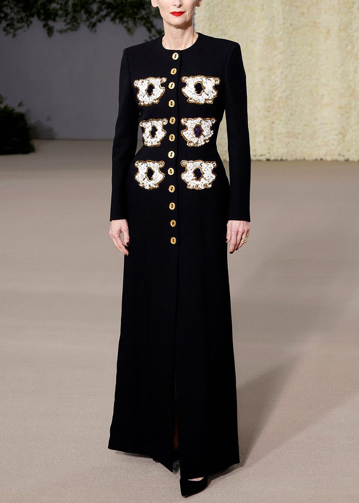 Effortlessly Elegant Coat with a Timeless Design