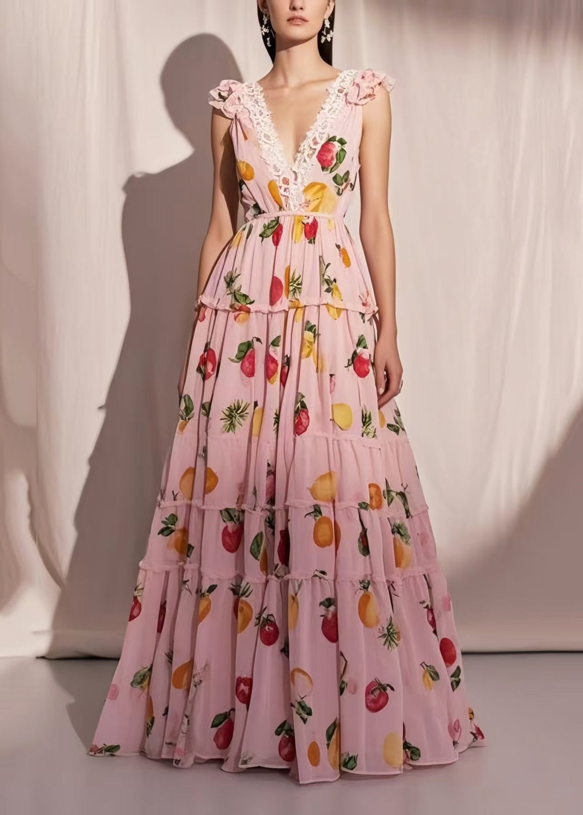 Beautifully Crafted Dress in a Classic Style