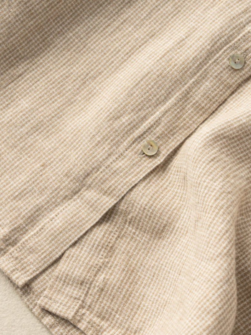 Gracefully Styled Shirt for Any Occasion