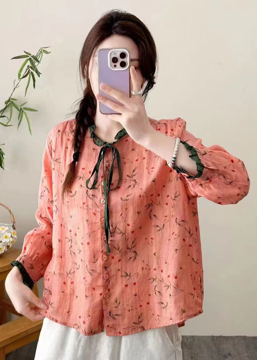 Beautifully Crafted Blouse in a Classic Style