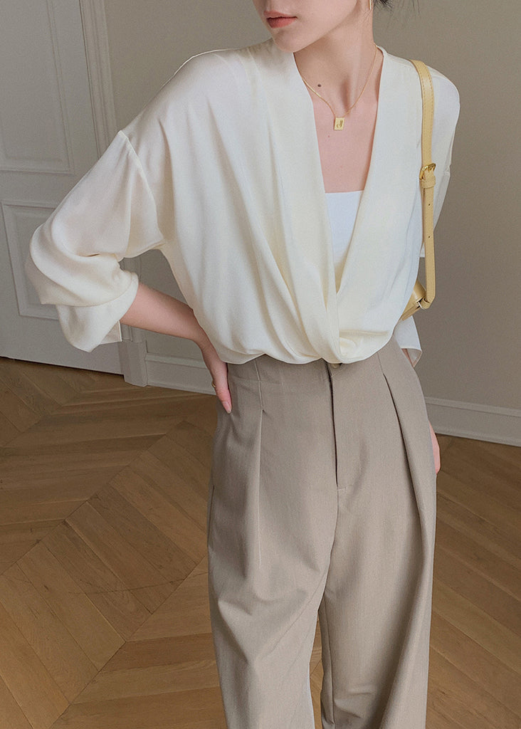 Classic Vintage Shirt with a Flattering Fit
