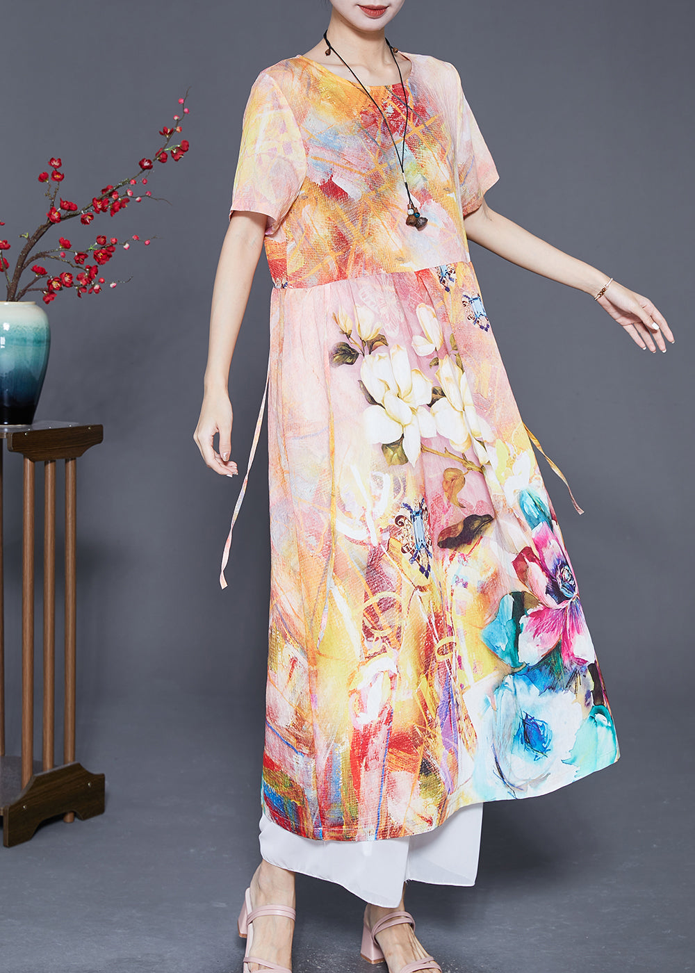 Beautifully Crafted Dress in a Classic Style
