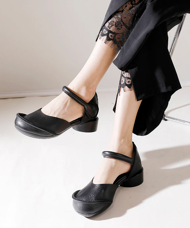 Chic Orthopedic Sandals with Unique Design