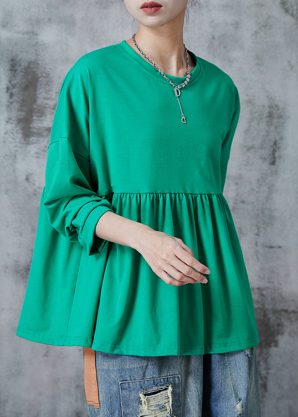 Classic Vintage Shirt with a Flattering Fit