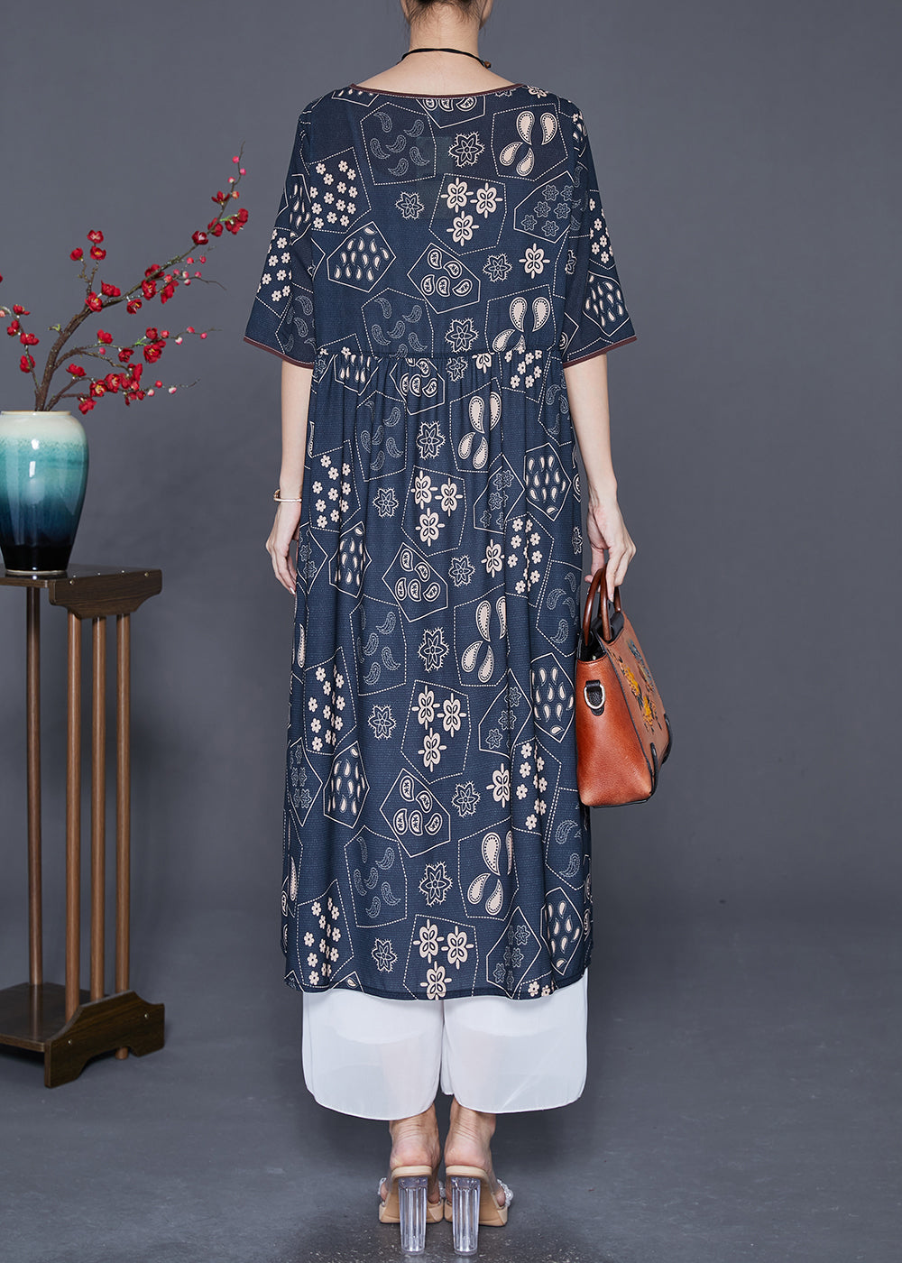 Classic Vintage & Enduringly Stylish Dress