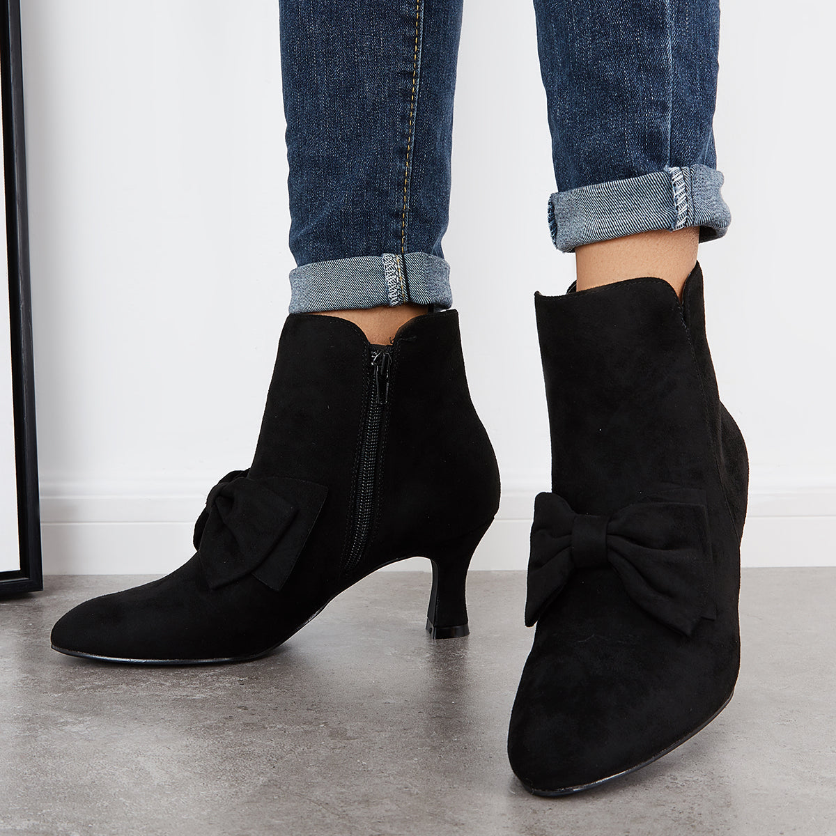 Graceful Orthopedic Boots for Modern Look
