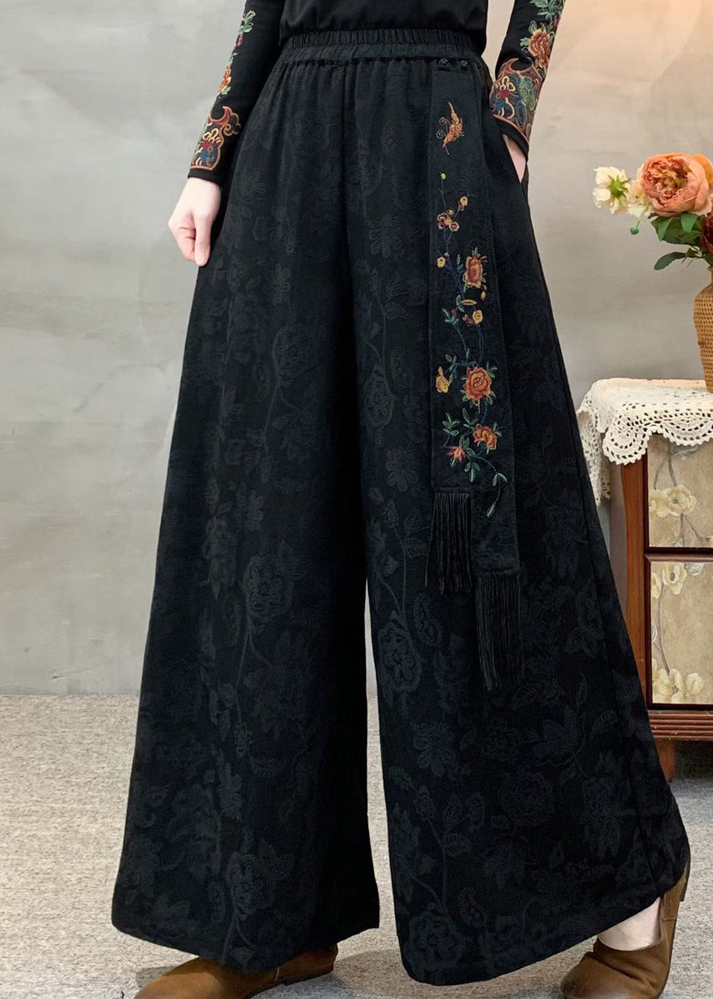Classic Vintage Pants with a Flattering Fit