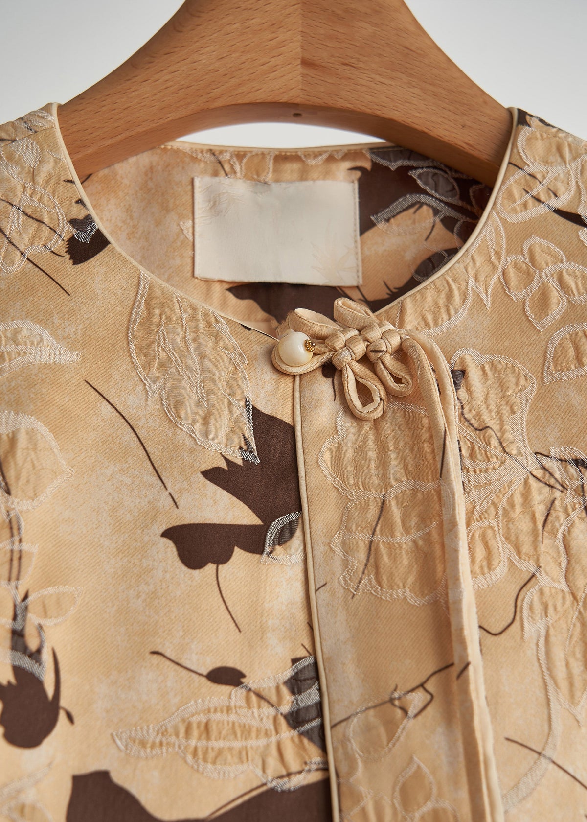Elegantly Styled Coat for Everyday Wear