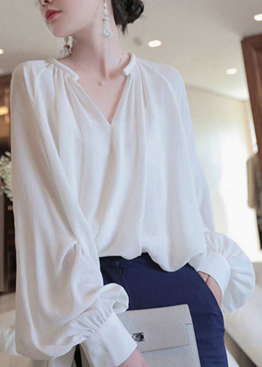 Beautifully Crafted Blouse in a Classic Style