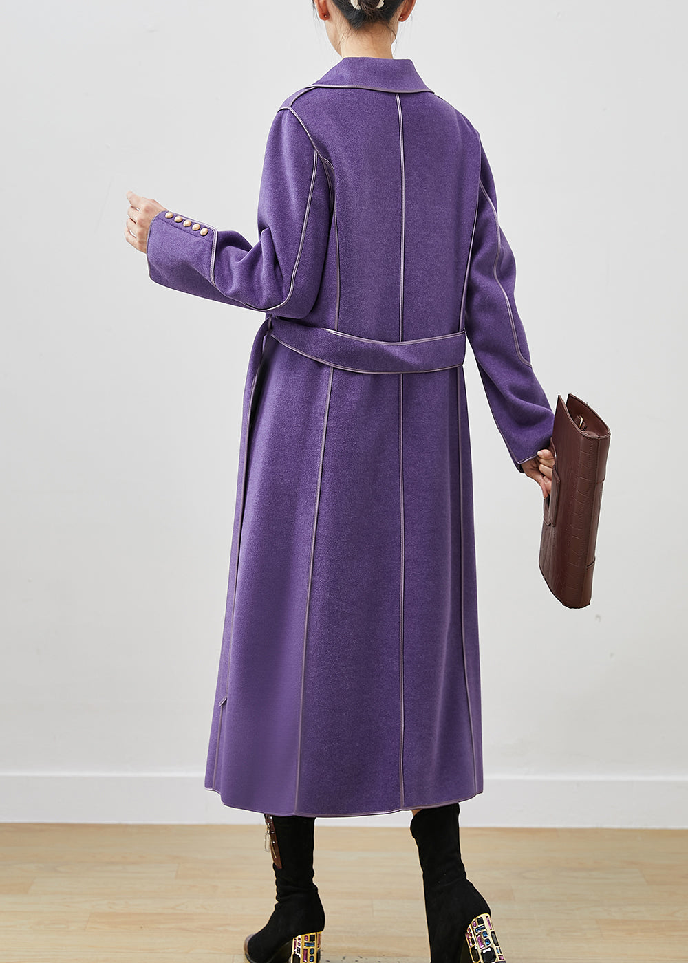 Gracefully Styled Coat for Any Occasion