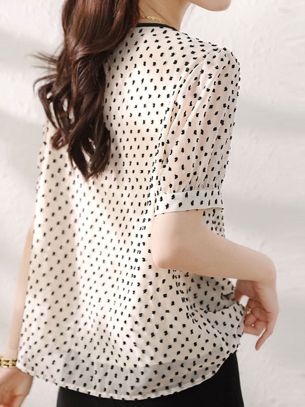 Gracefully Styled Shirt for Any Occasion