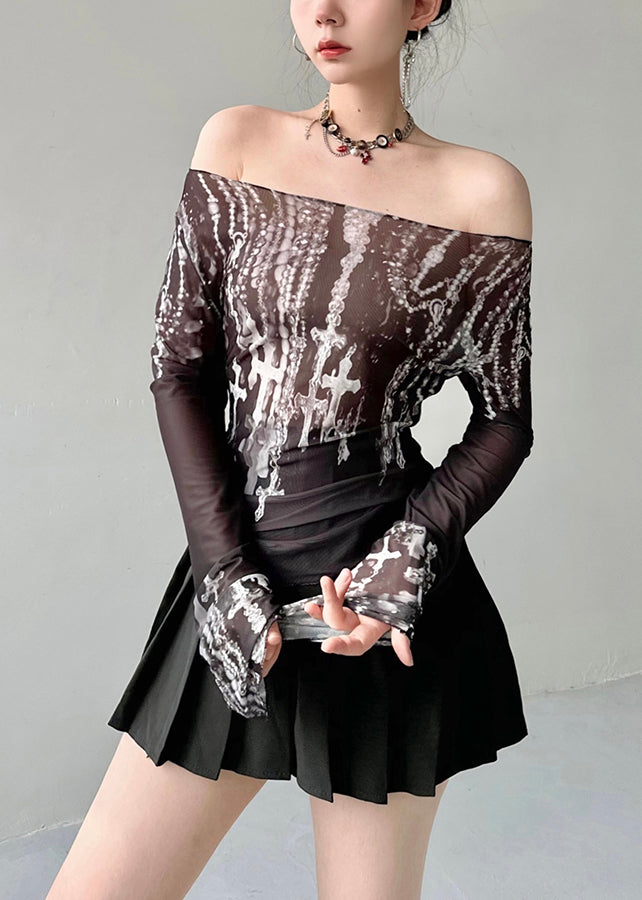 Classic Vintage Top with a Flattering Fit
