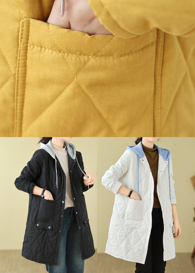 Beautifully Finished Coat in a Timeless Design