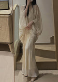 Well Tailored Cardigan with a Graceful Silhouette