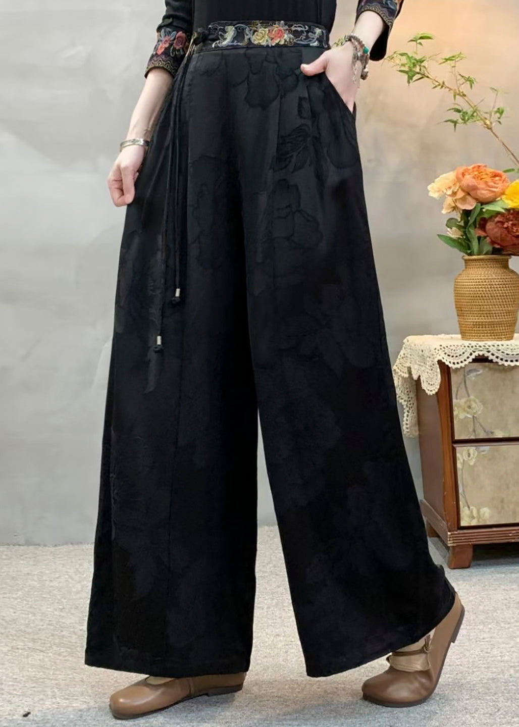 Sophisticated Pants with a Clean Classic Look