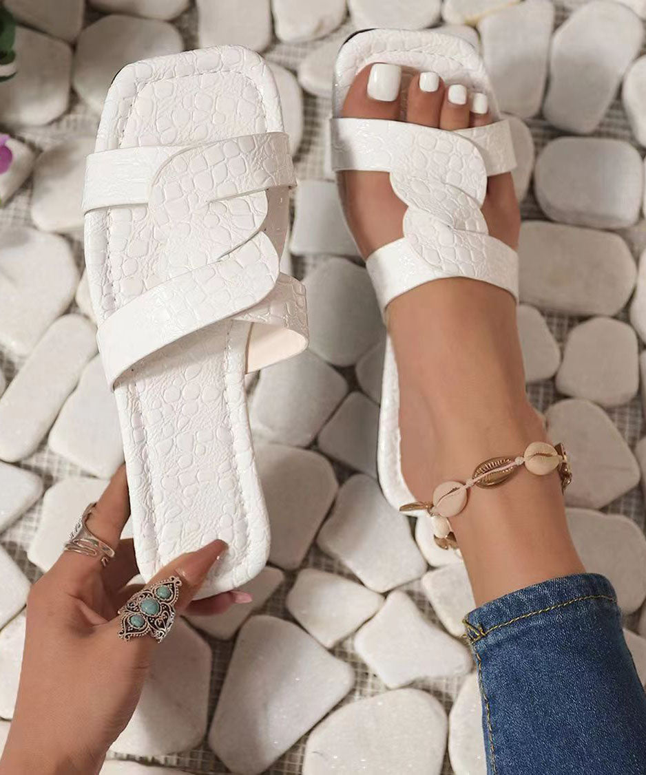 Graceful Orthopedic Sandals for Modern Look