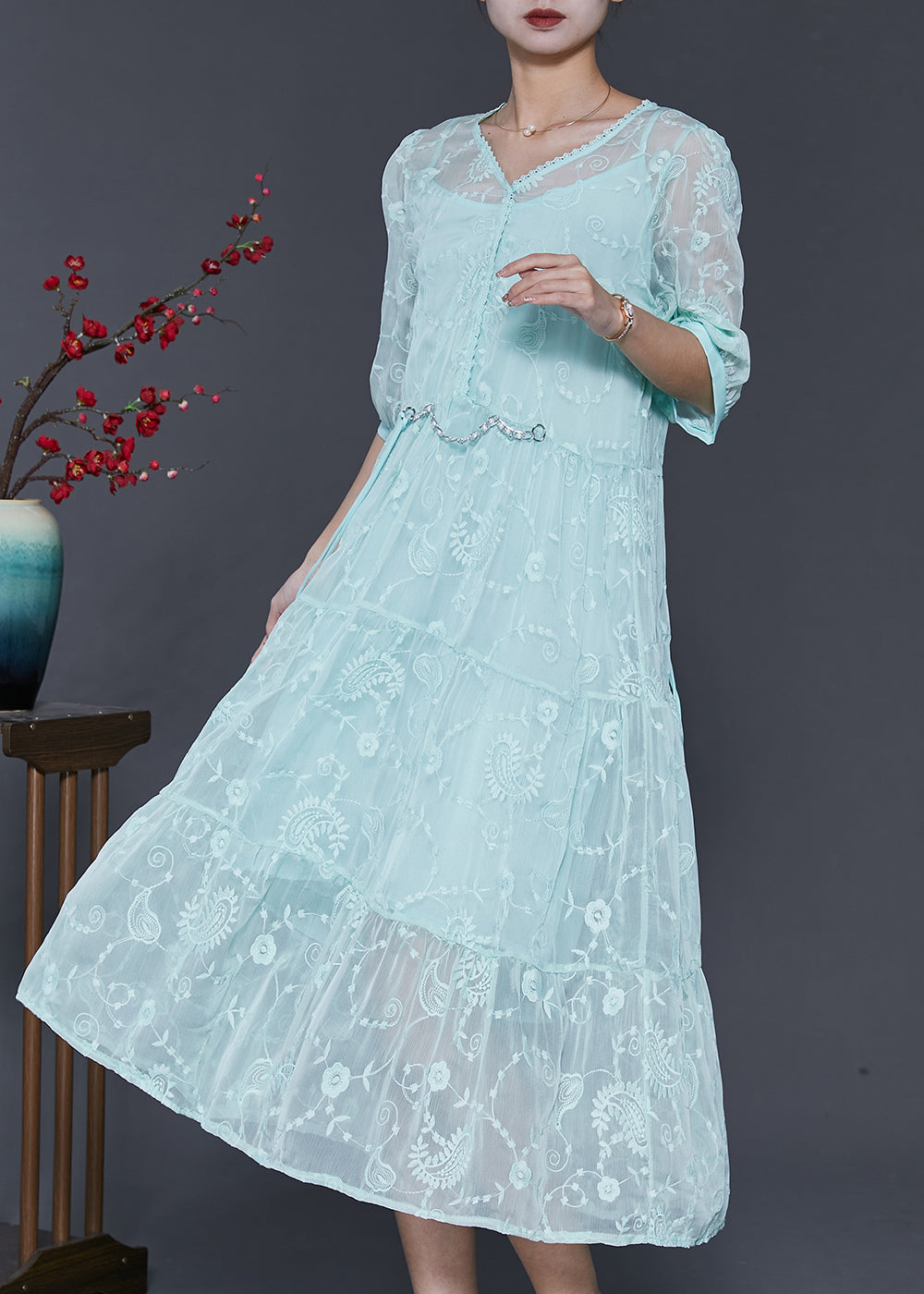 Classic Vintage & Enduringly Stylish Dress