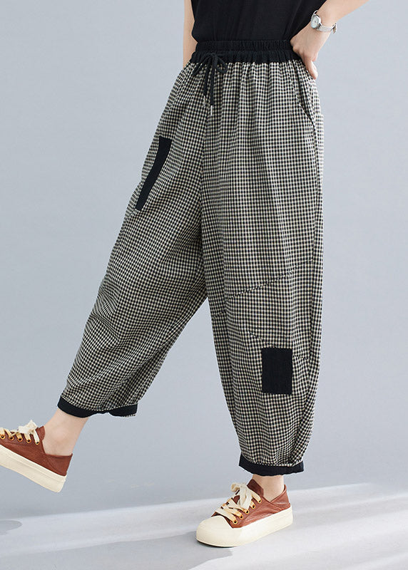 Well Tailored Pants with a Graceful Silhouette