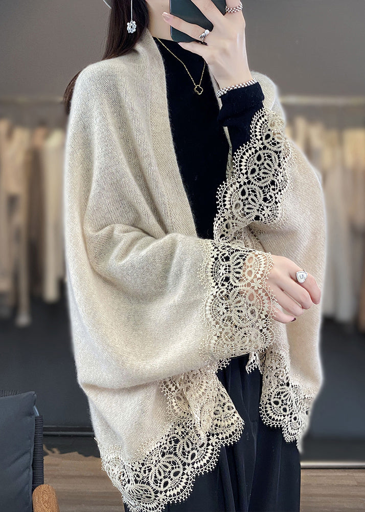 Classic Vintage Cardigan with a Flattering Fit