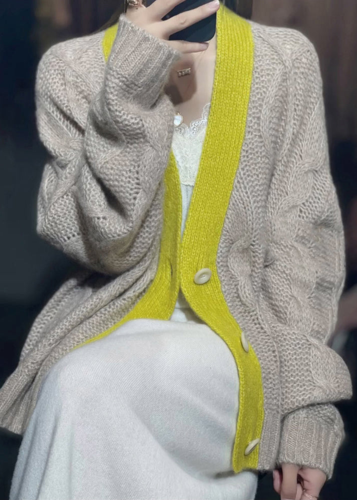 Classic Vintage & Enduringly Stylish Cardigan