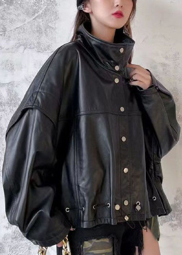 Well Tailored Jacket with a Graceful Silhouette