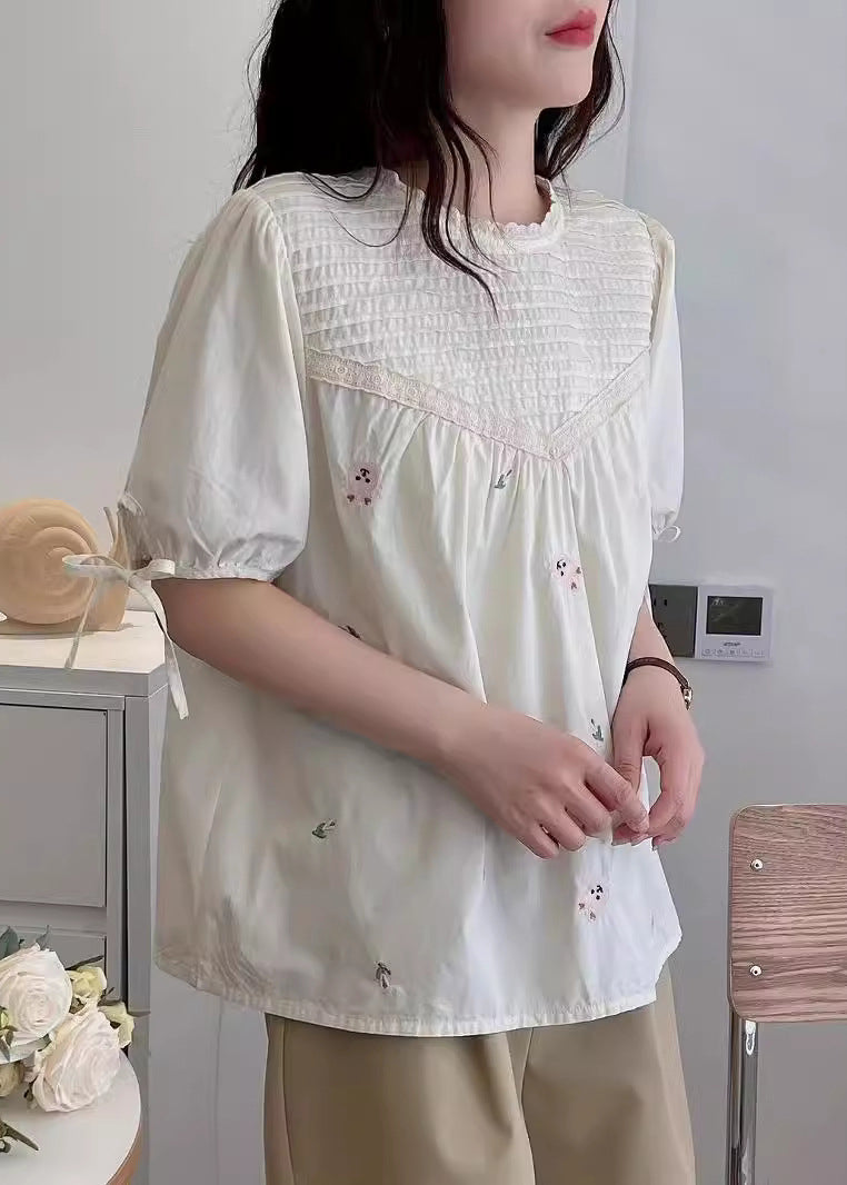 Classic Vintage Shirt with a Flattering Fit