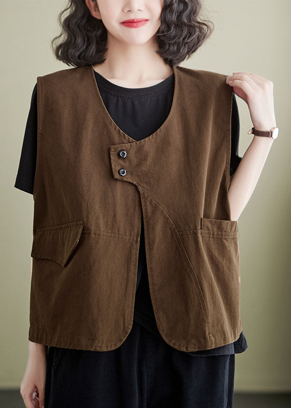 Sophisticated Garment with a Clean Classic Look