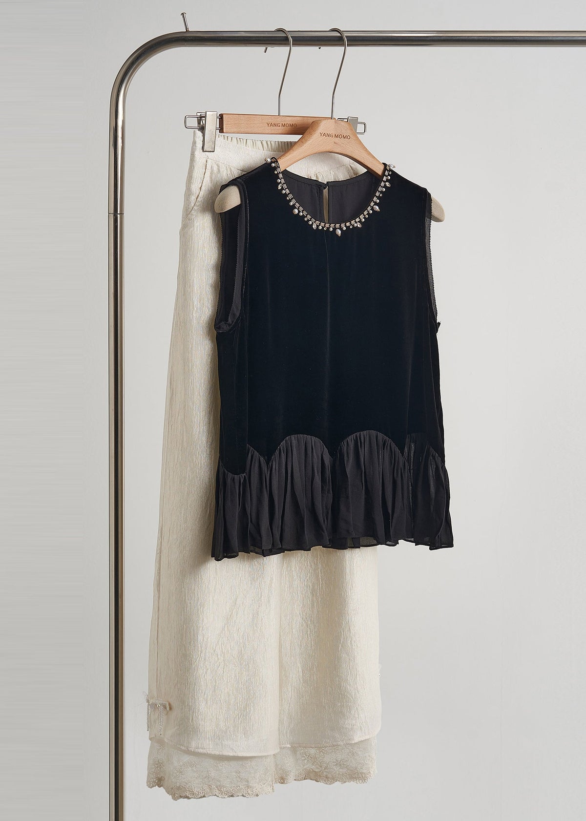 Classic Vintage & Enduringly Stylish Garment