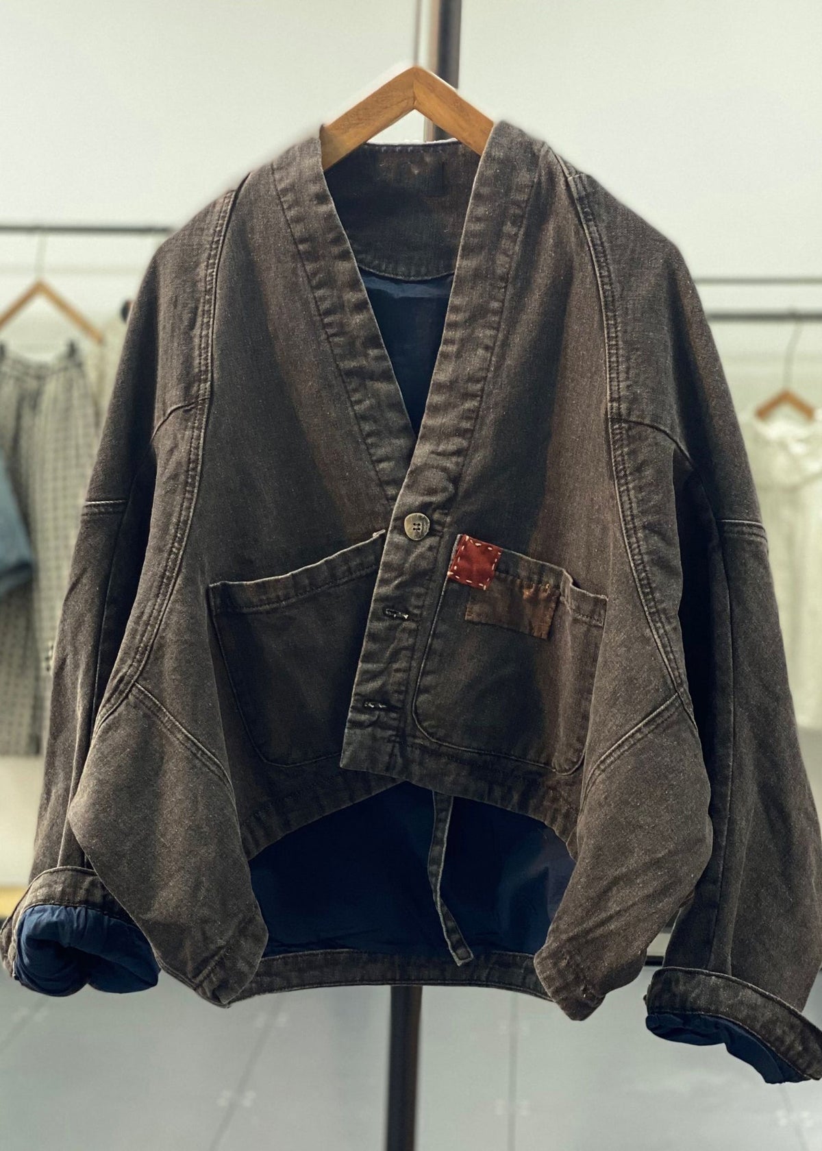 Beautifully Finished Coat in a Timeless Design