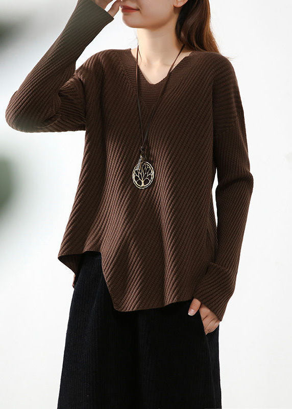 Effortlessly Elegant Sweater with a Timeless Design