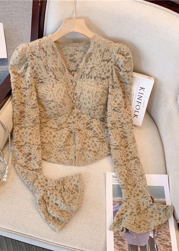 Beautifully Finished Top in a Timeless Design