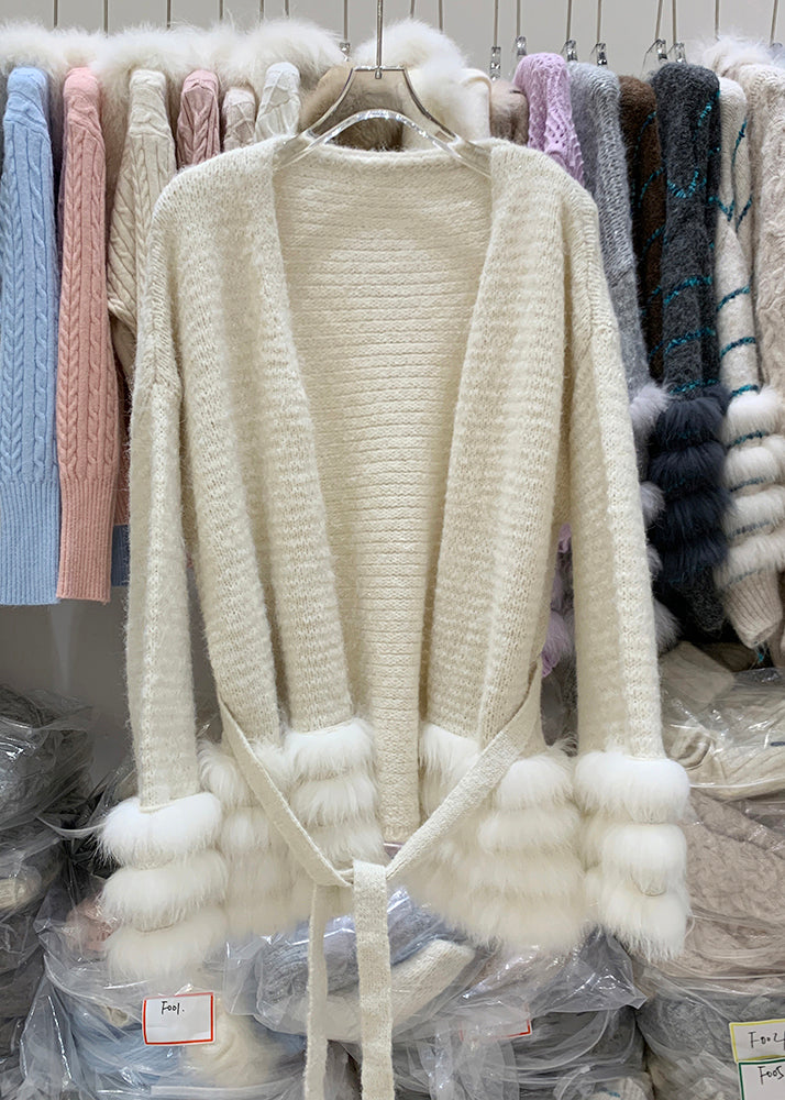Effortlessly Elegant Cardigan with a Timeless Design