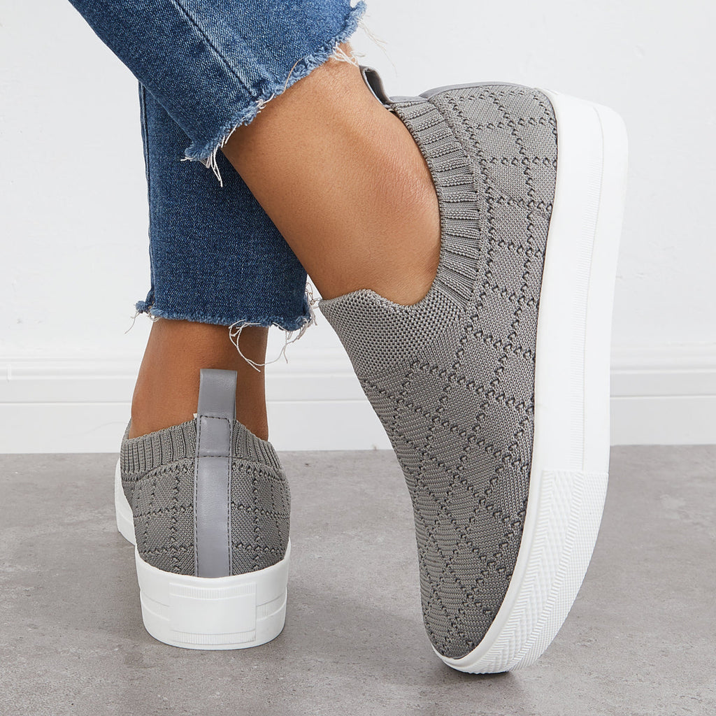 Chic Orthopedic Loafers with Unique Design