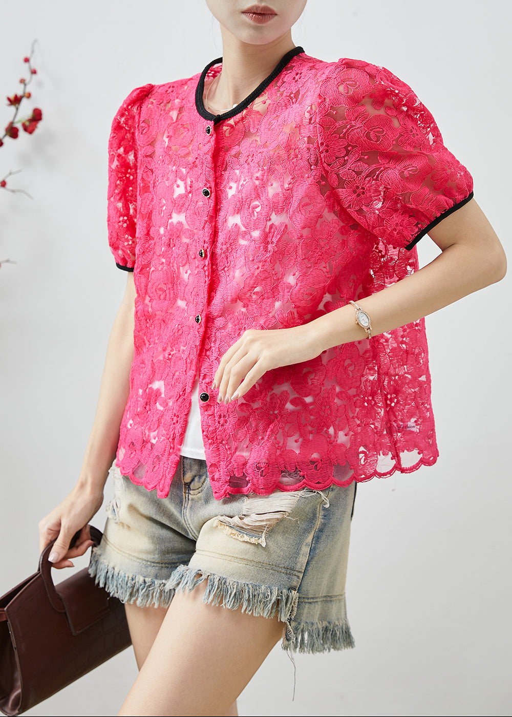 Sophisticated Blouse with a Clean Classic Look