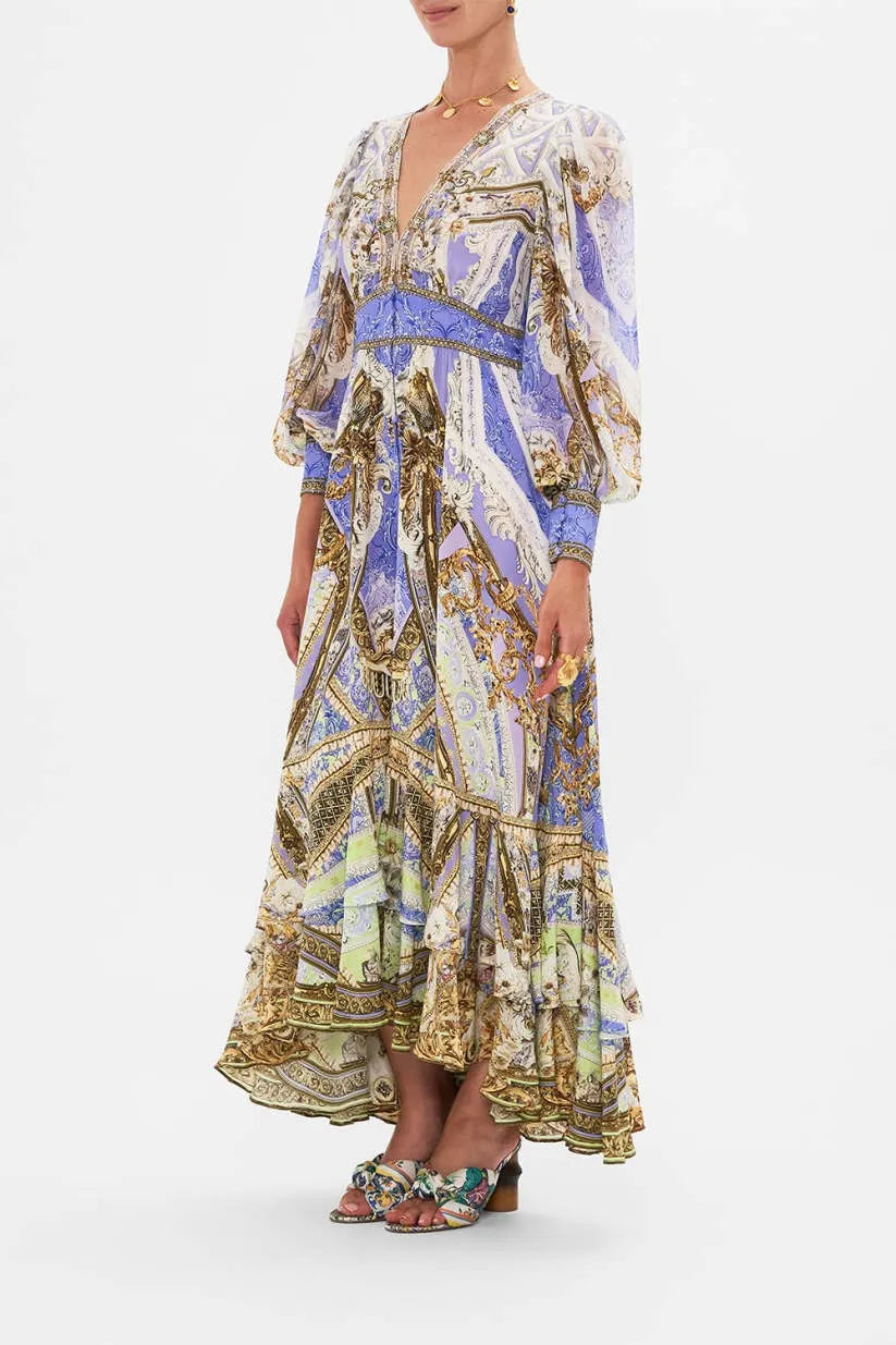 Gracefully Styled Dress for Any Occasion