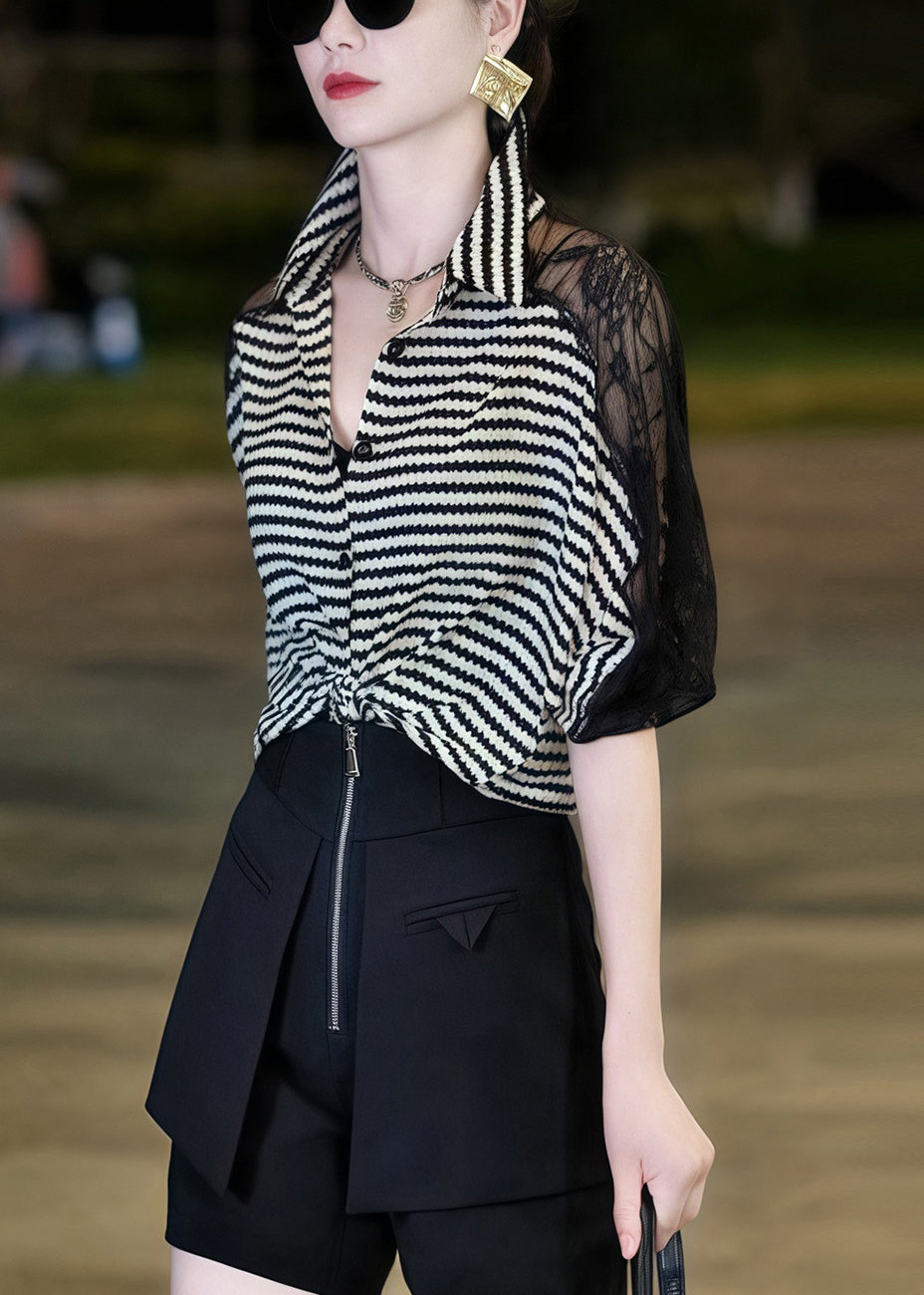 Elegantly Styled Blouse for Everyday Wear