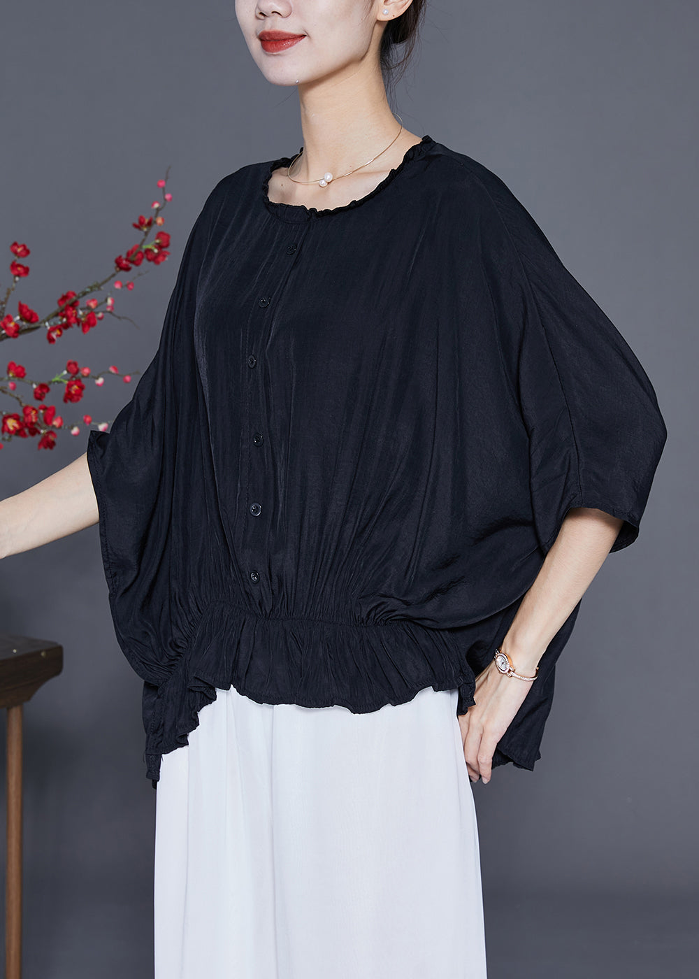 Effortlessly Elegant Shirt with a Timeless Design