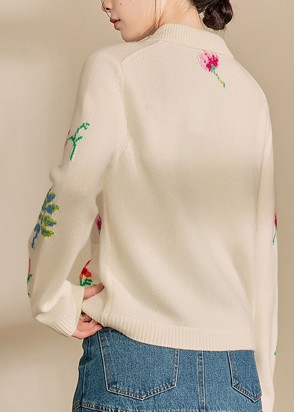 Beautifully Finished Cardigan in a Timeless Design