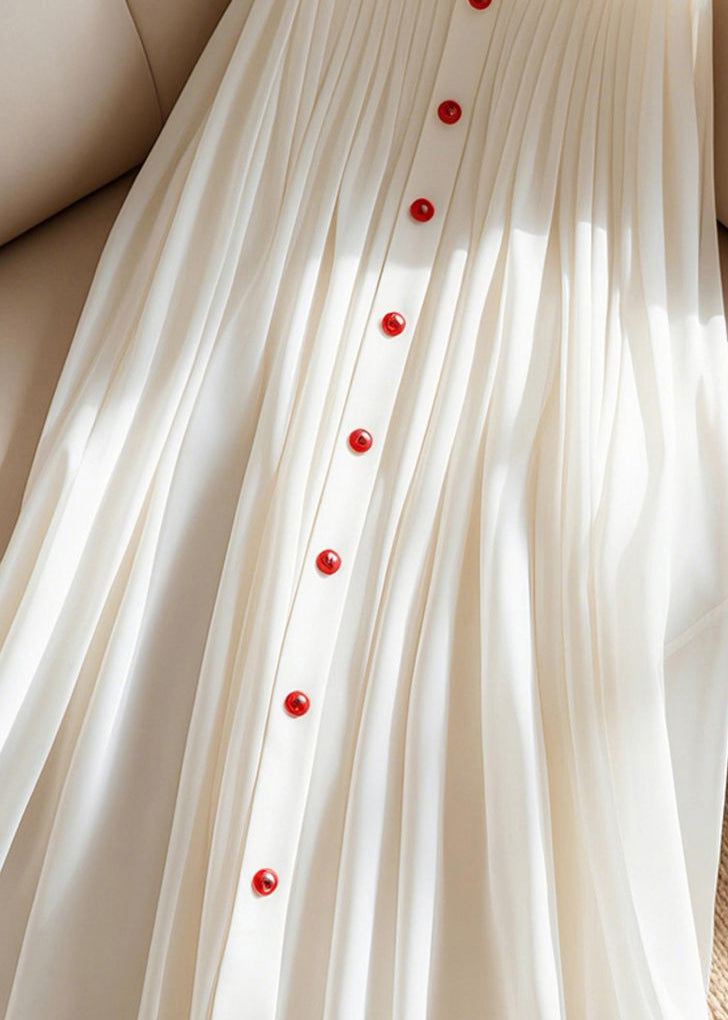 Well Tailored Garment with a Graceful Silhouette
