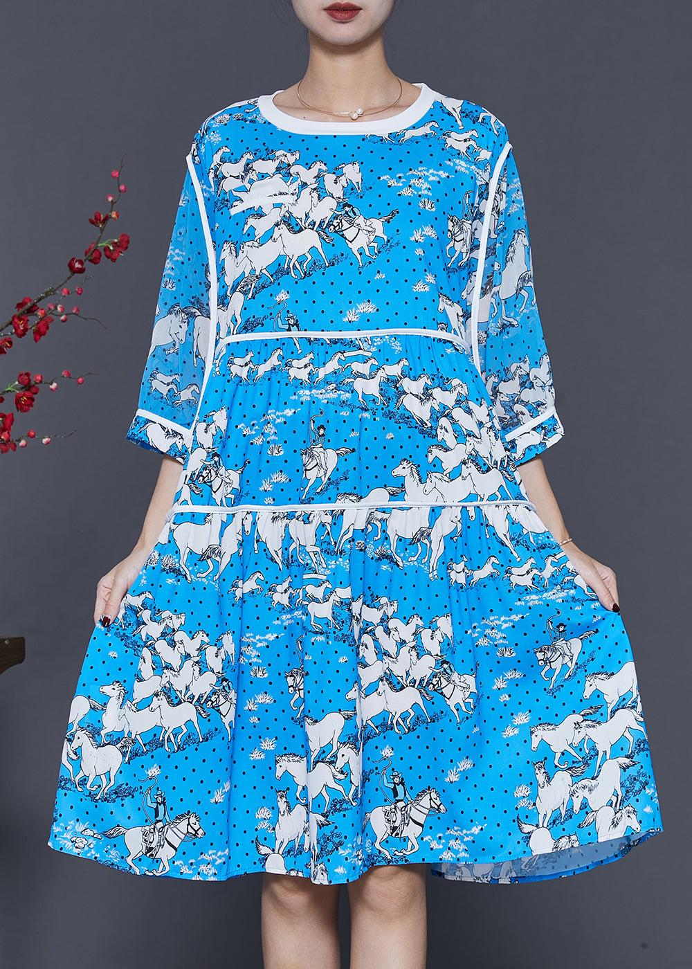 Classic Vintage & Enduringly Stylish Dress