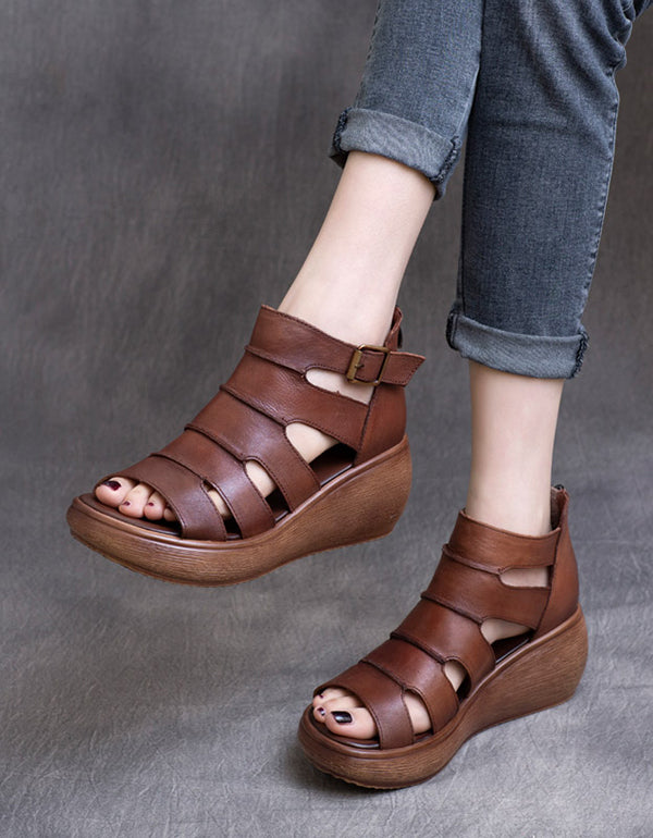 Chic Orthopedic Sandals with Unique Design